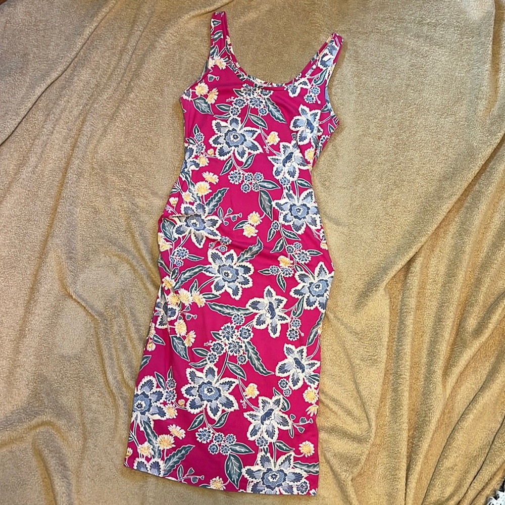 Old Navy Women’s Fitted Maternity Dress sz Medium